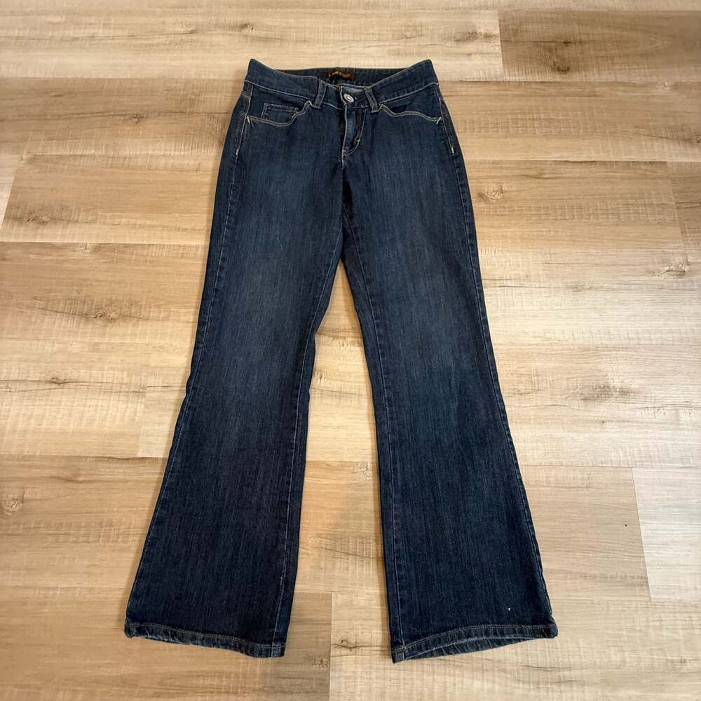 Lee One True Fit Jeans Size 6 Short Sits Lower on Waist Bootcut Dark Denim